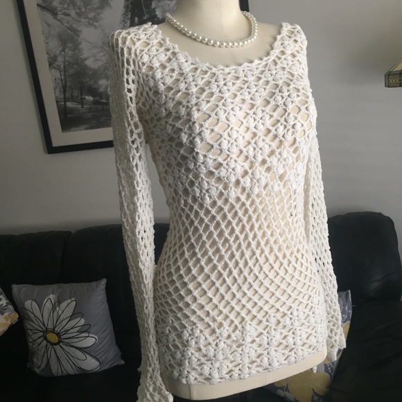 Gorgeous Long Sleeves Crochet Top XS Like New - Picture 4 of 5